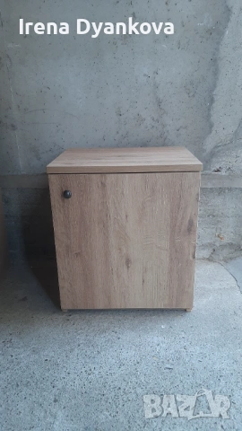 Нощно шкафче - 2 бр