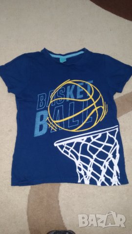 тениски и блузки за момче.Размер 134см