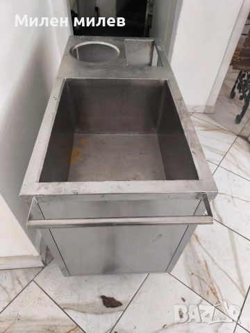 продавам сервитьорска количка, снимка 2 - Обзавеждане за заведение - 53752276