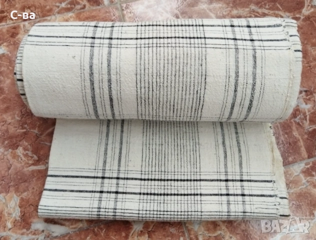 Плат, ръчно тъкан 