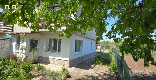 Двуетажна къща в с. Ряхово, снимка 4 - Къщи - 50801536