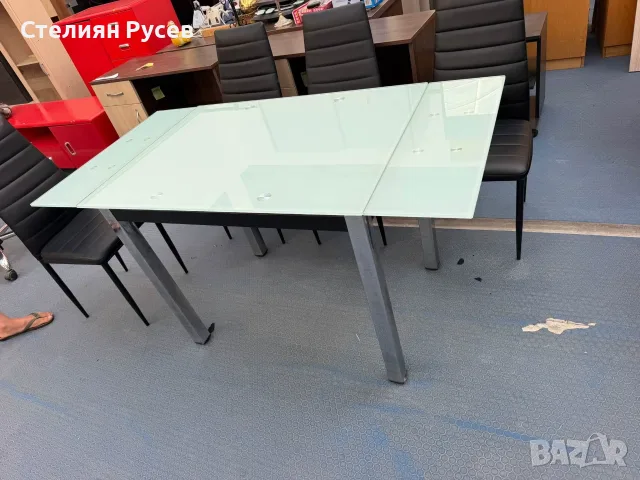 100922   кухненска стъклена трапезна маса 145/70 см с 6 стола -цена 170 евро общо всичко -76см височ, снимка 5 - Маси - 56018621