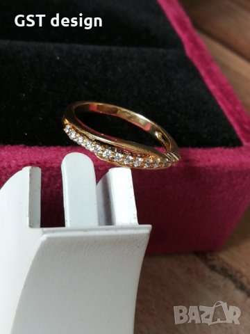 Красив Пръстен 925 сребро с 14к.позлата и 0.20 карата D/VVS1 Диамант/топаз , снимка 5 - Пръстени - 34144948