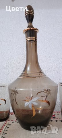 Голяма,стъклена гарафа и 5 чаши от цветно стъкло - ръчно рисувани с позлата., снимка 4 - Антикварни и старинни предмети - 36009270