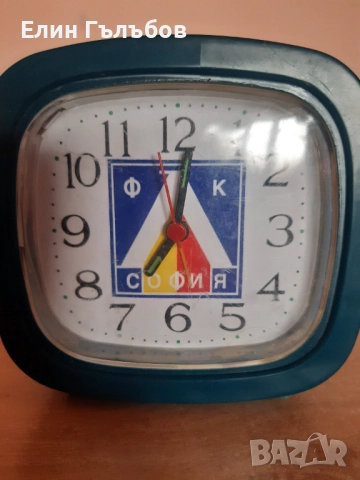 Часовник с емблемата на Левски, снимка 2 - Фен артикули - 52891751