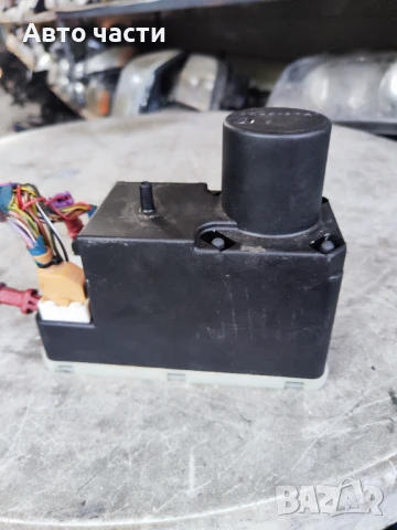 Audi A6 S6 C4 4A 1995 Вакуумна помпа за централно заключване 8TZ00652205 4A0862257G, снимка 2 - Части - 50792192