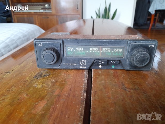 Старо автомобилно радио,радиоприемник Tesla