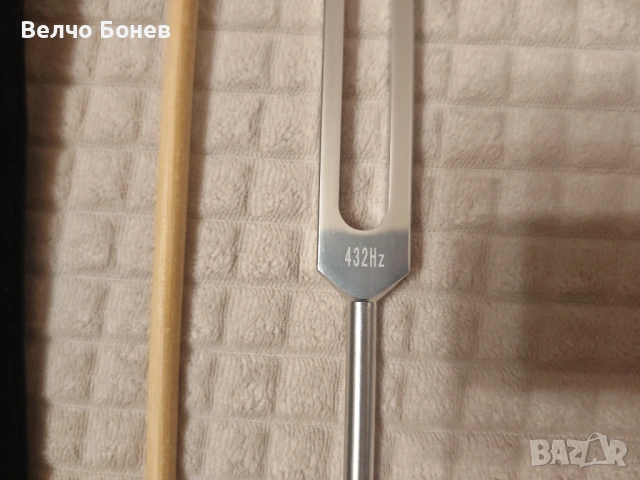 Камертон 432 Hz с гумено чукче за настройка и звукотерапия, снимка 2 - Други - 53759582