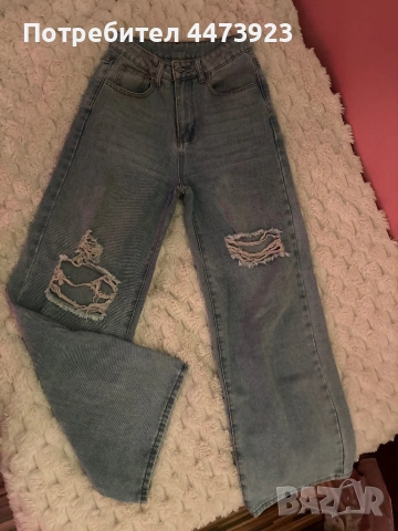 Дамски скъсани дънки