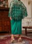 Макси еластична разкошна официална дълга рокля с приказна декорация пайети в маслено зелено, снимка 2
