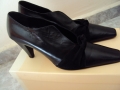 Продавам елегантни от естествена кожа италиански обувки , снимка 1 - Дамски обувки на ток - 36083932