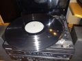 Малка уредба касетофон,радио и грамофон с колони, снимка 3
