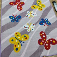  Детски мокетен килим, снимка 1 - Мокети - 41416545