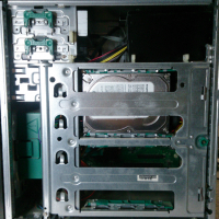 Марков настолен компютър Fujitsu Esprimo, снимка 3 - Работни компютри - 36492832