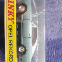 Opel Record Coupe 1900 . Dinky Toys 1.43 .!Top Diecast.!, снимка 2 - Колекции - 36258085