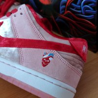 Nike Dunk Low SB StrangeLove Свети Валентин Нови Дамски Обувки Размер 39 Номер Кецове Маратонки Нови, снимка 2 - Маратонки - 39348768