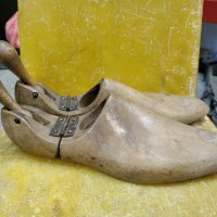Калъпи, разпънки за обувки Salamander, снимка 2 - Антикварни и старинни предмети - 34039803