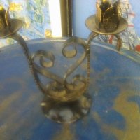 Стар български кован свещник за две свещи, снимка 1 - Други ценни предмети - 40111080