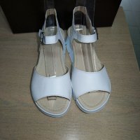 Дамски сандали естествена кожа м. 203 бяли, снимка 2 - Сандали - 41323964
