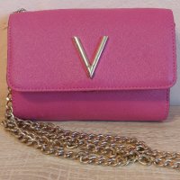 Чантичка Valentino by Mario Valentino , снимка 1 - Чанти - 41917414