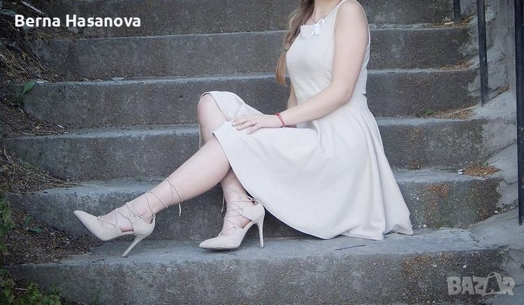 Бежова елегантна рокля, снимка 1