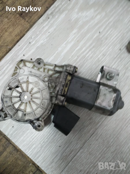 заден десен стъклоповдигач , HONDA Civic 8 , CM011810,605230 , снимка 1