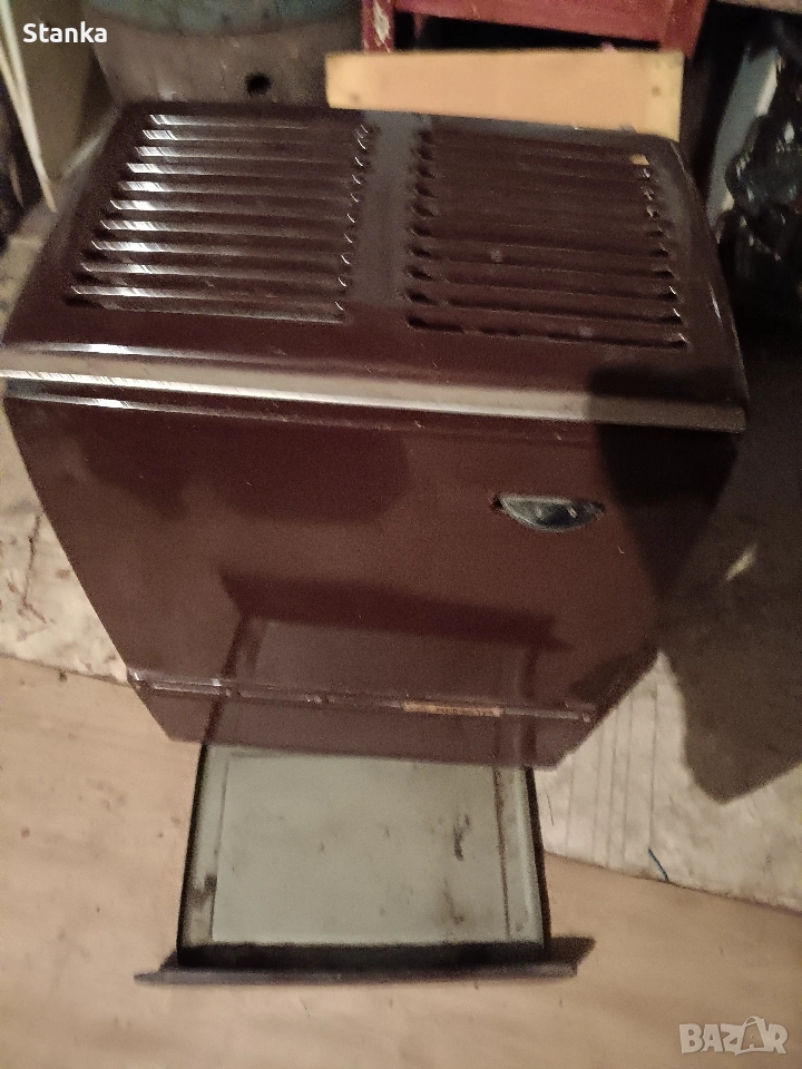 Нафтова печка, снимка 1
