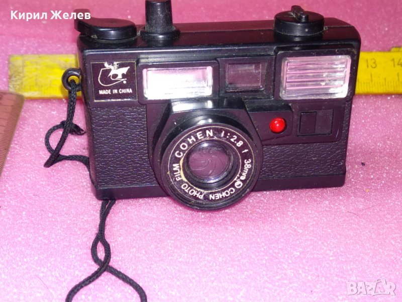 БАКЕЛИТОВО ДЕКОРАТИВНО КОЛЕКЦИОНАРСКО МИНИ ФОТОАПАРАТЧЕ ИГРАЧКА ВИНТИДЖ МОДЕЛ 42909, снимка 1