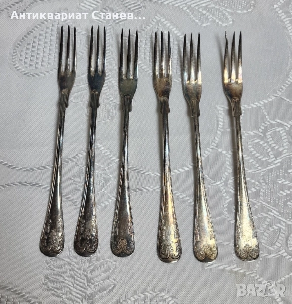 Комплект малки посребрени вилички , снимка 1