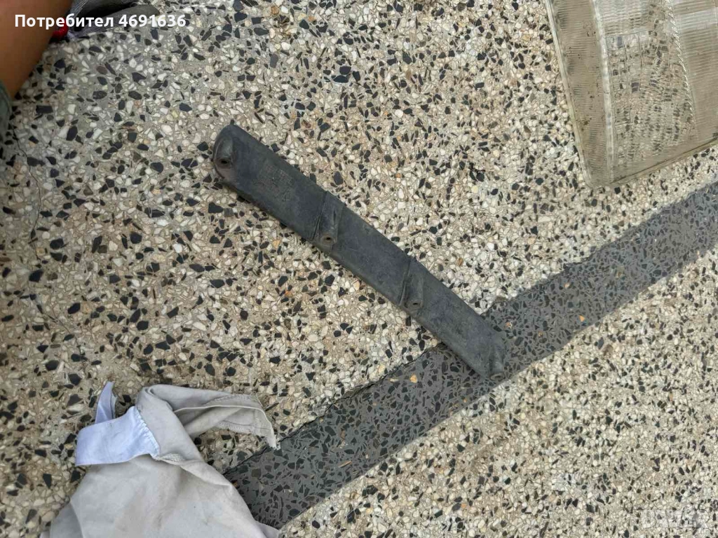 Дясна долна основа решетка на Ауди Audi A3 само за 5лв. 8l0807152, снимка 1