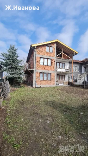 Къща в Гълъбово, снимка 1