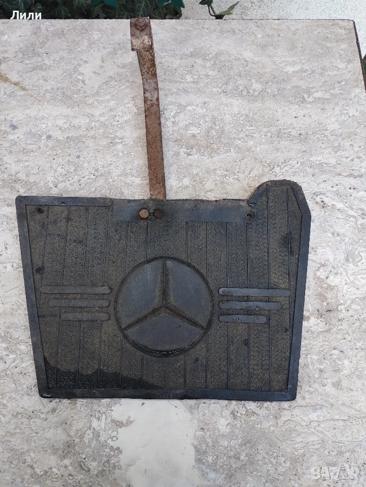 Ретро калобрани на Москвич и Мерцедес , снимка 1