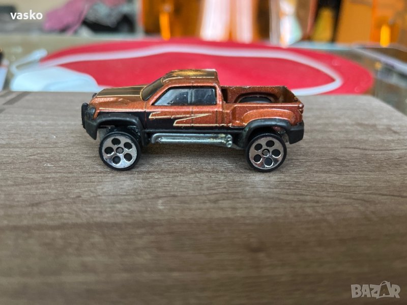 Hot wheel-стар,масивен, снимка 1