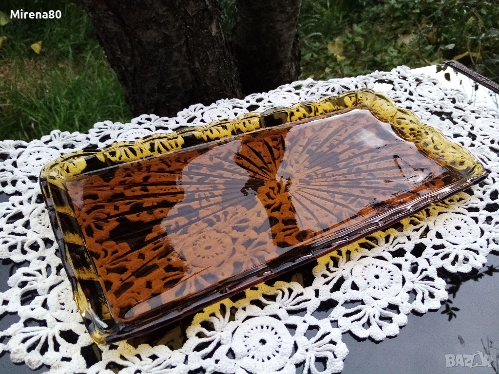 Винтидж плато кехлибар, снимка 1