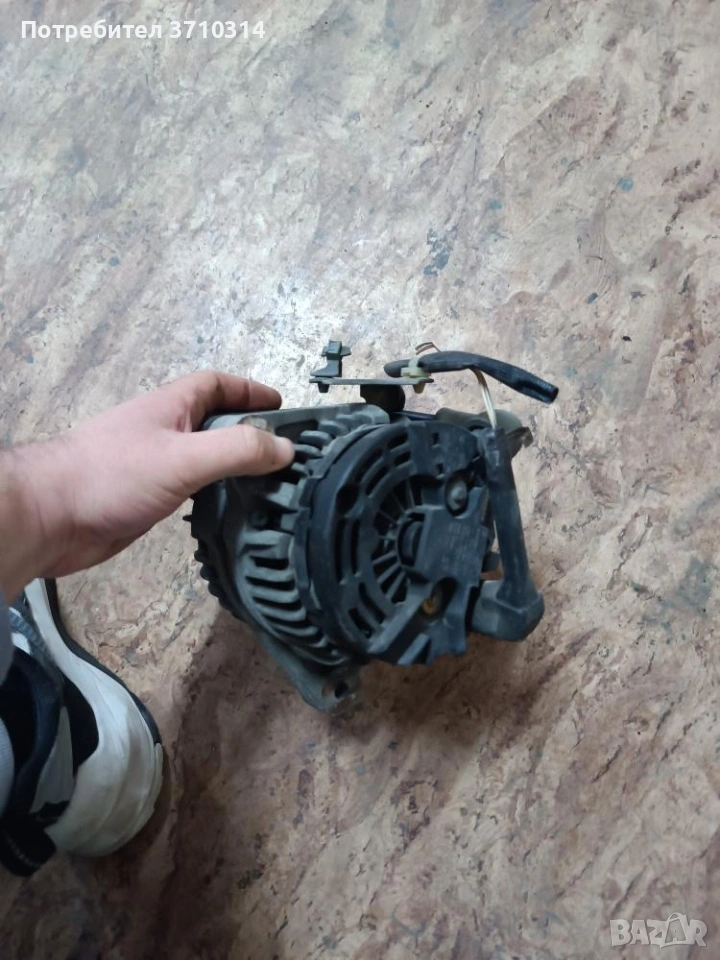 Алтернатор за Хонда Акорд 6та генерация 1.8 бензин, снимка 1
