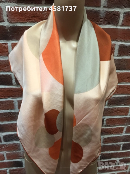 Копринен шал с десен точки Jammers Leufgen, снимка 1