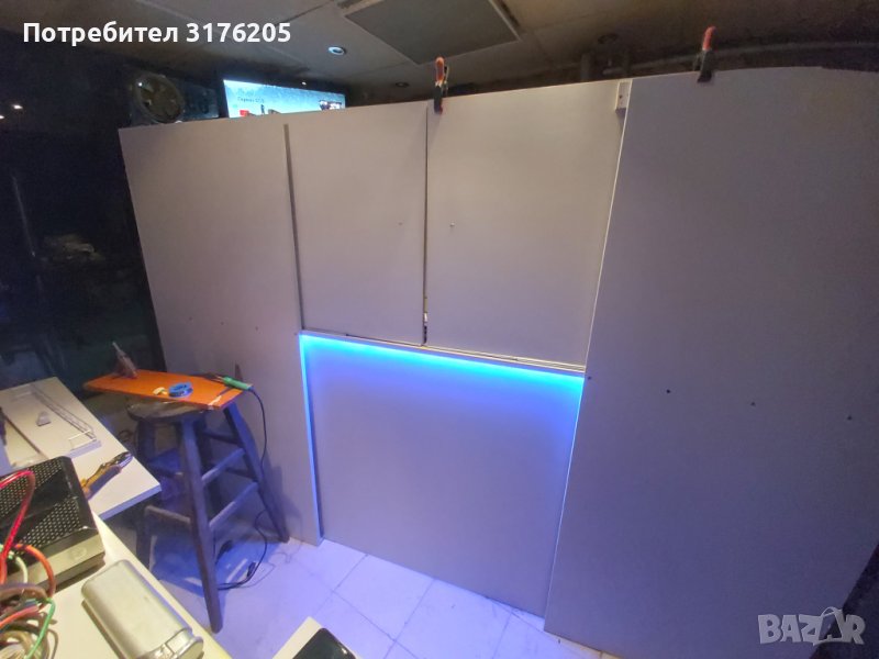 Нов кьоск с LED осветление - готов за бизнес, снимка 1