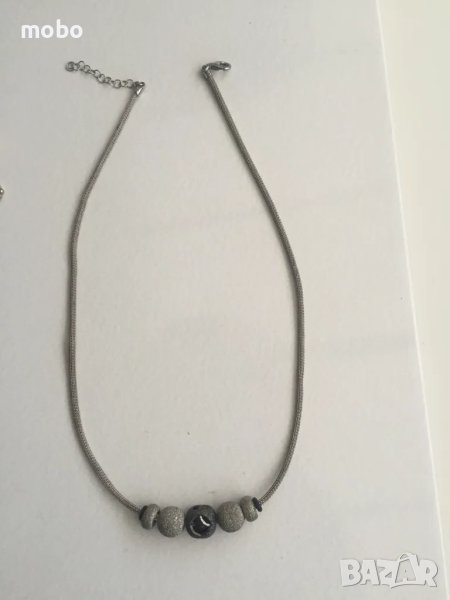 Дамско ново колие – сиво със сиви топчета, снимка 1