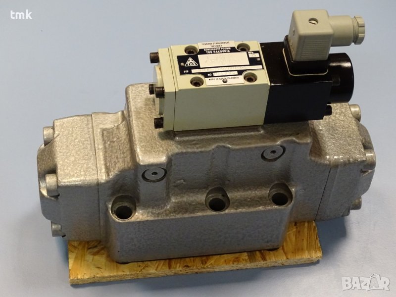 Хидравличен разпределител TOS RSEH2-252R solenoid valve 250 bar, снимка 1