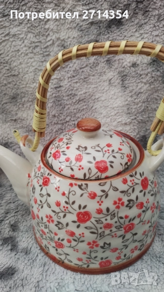 Порцеланов чайник , снимка 1