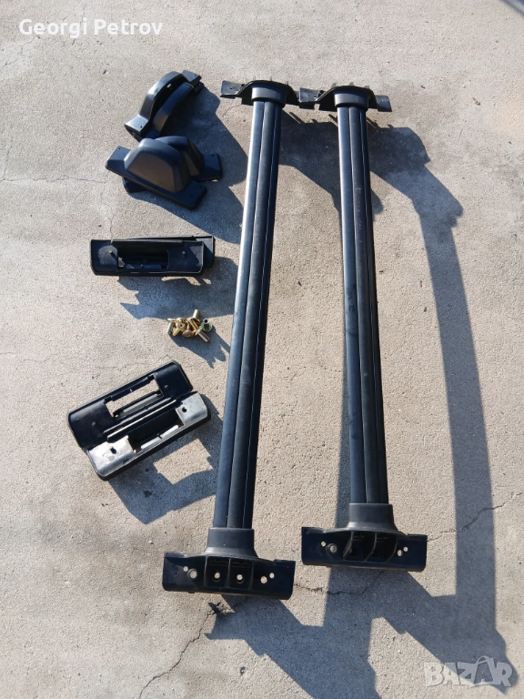 Продавам греди за таван и заден спойлер захонда црв 3, снимка 1