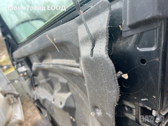 Предна дясна врата Mercedes E Klass W211, снимка 3 - Части - 44778190