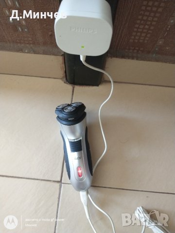 Самобръсначка FHILIPS , снимка 3 - Електрически самобръсначки - 41807599