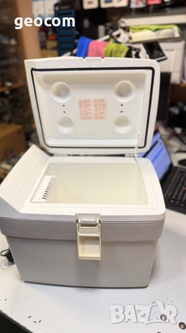 WAECO TripoCool Classic TC-15-12 хладилна чанта (Топло и студено,12V,33L), снимка 6 - Хладилници - 52745568