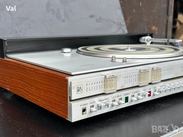 Грамофон B&O Beocenter 3500 , снимка 2 - Грамофони - 53666354