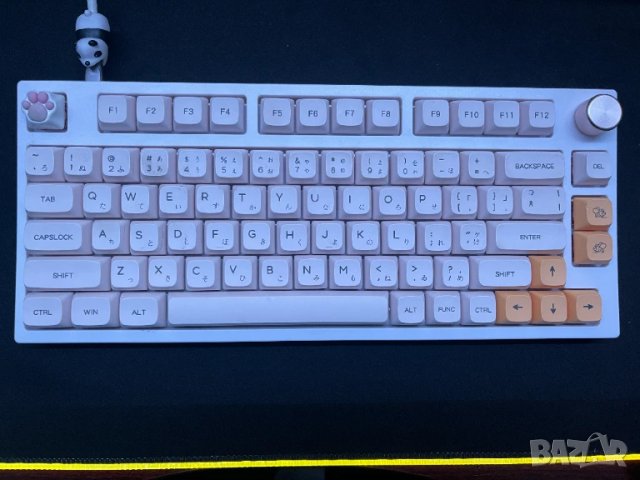 Геймърска клавиатура Epomaker TH80 с Akko суйчове