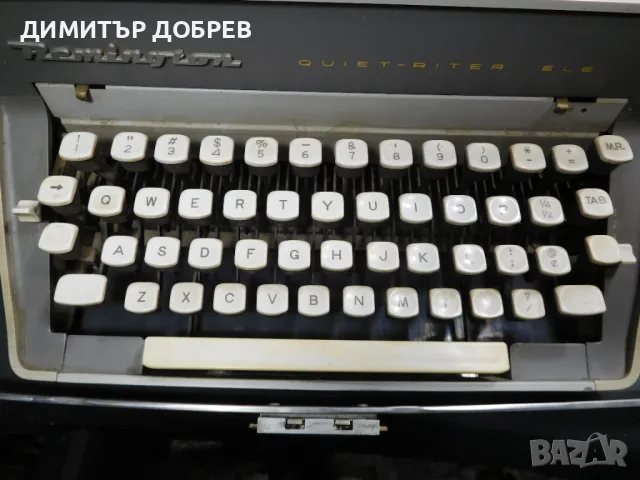 СТАРА РЕТРО ПОРТАТИВНА ПИШЕЩА МАШИНА REMINGTON QUIET-RITER ELEVEN, снимка 2 - Антикварни и старинни предмети - 49495649