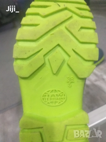 Детски якета и ботуши , снимка 9 - Детски якета и елеци - 52586699