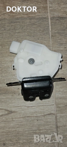 Задна чистачка с механизъм-Auris