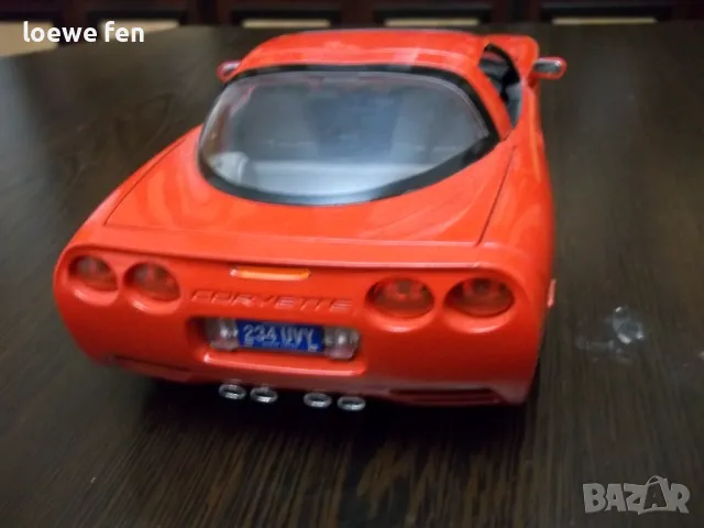 Шевролет Корвет 1 18 Burago Corvette , снимка 5 - Колекции - 48384907